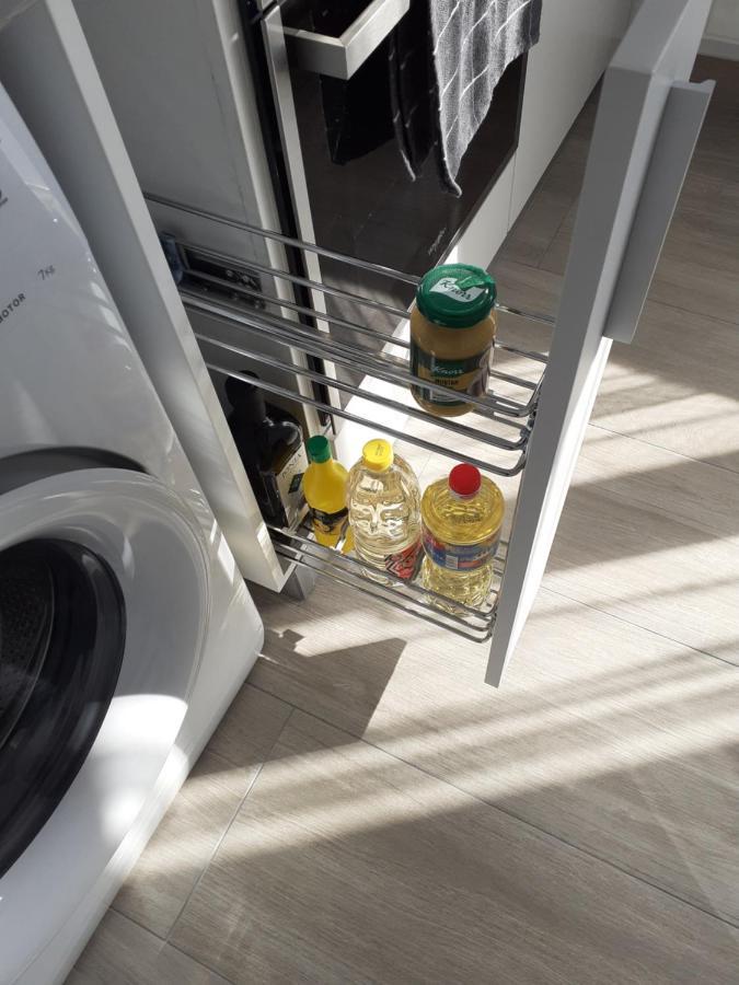 Sara Apartman Livezeni  Eksteriør billede